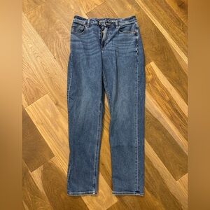 American Eagle Mom Jeans